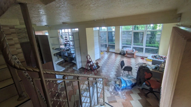 Комерційна нерухомість – 102.2 м², Солотвин — 11/15