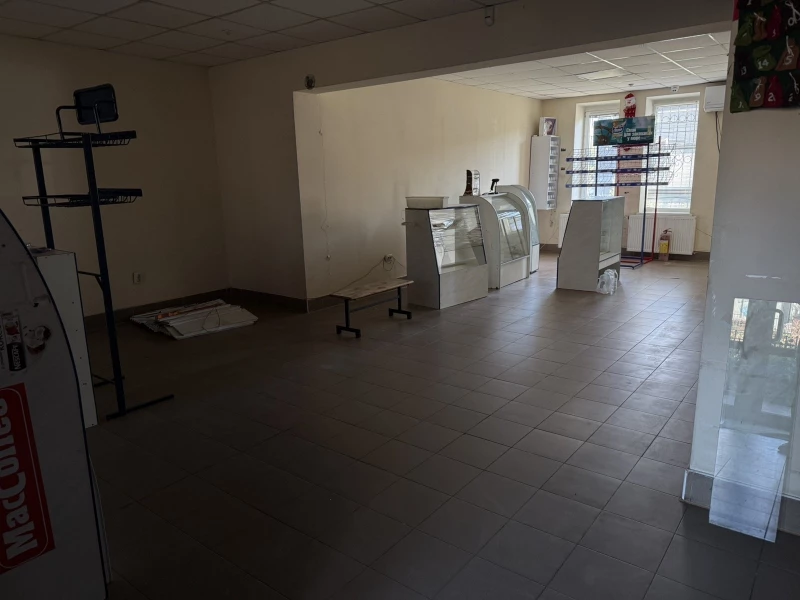 Комерційна нерухомість – 74.9 м², Теребовля — 7/11