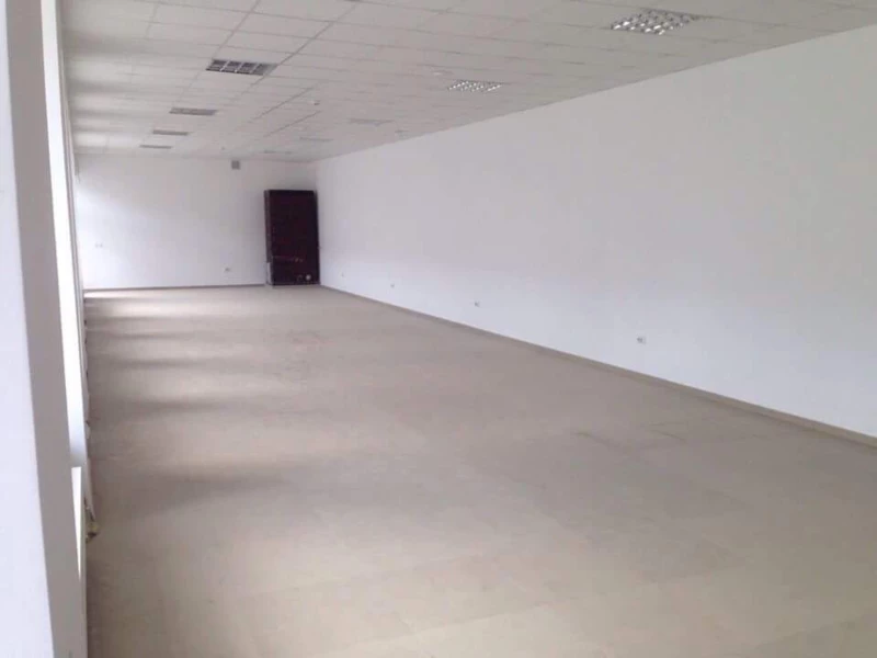 Комерційна нерухомість – 135 м², Бережаны — 10/11