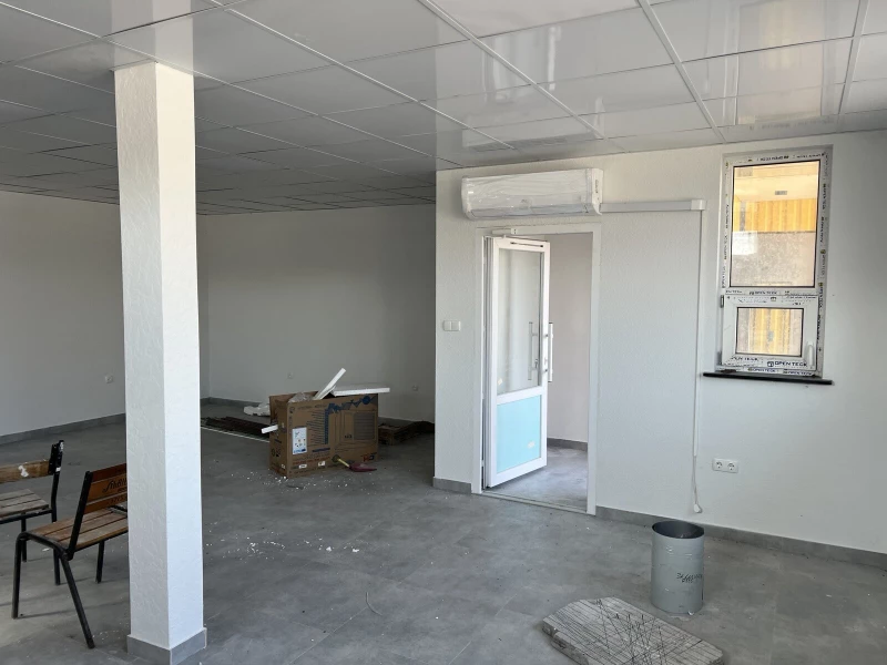 Комерційна нерухомість – 55 м², Коростышев — 6/8