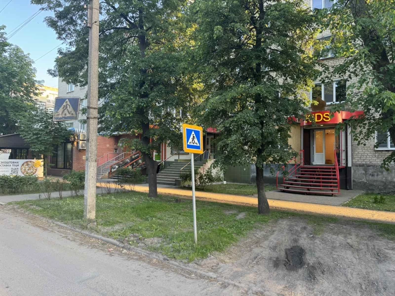 Комерційна нерухомість – 42.1 м², Златополь — 7/14