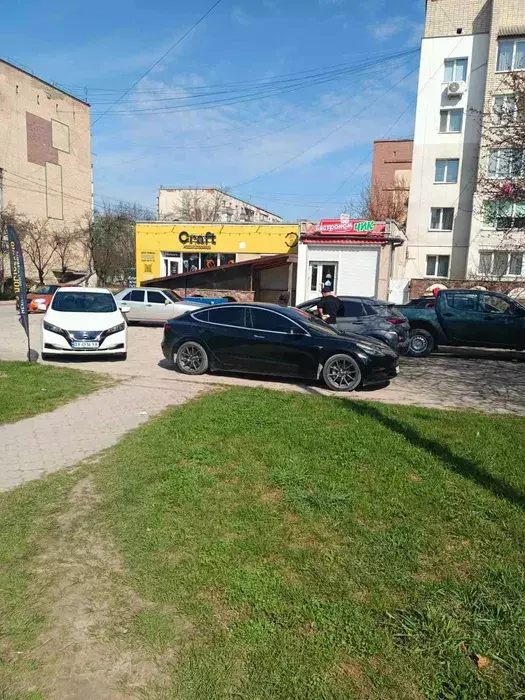 Комерційна нерухомість – 400 м², Чертков — 2/13