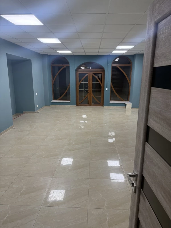 Комерційна нерухомість – 50 м², Чертков — 6/8
