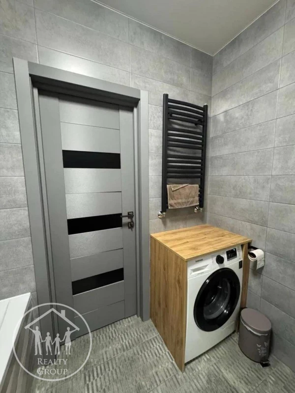 Квартира 2-кімн. продаж Винники – 36 м², Винники — 10/15