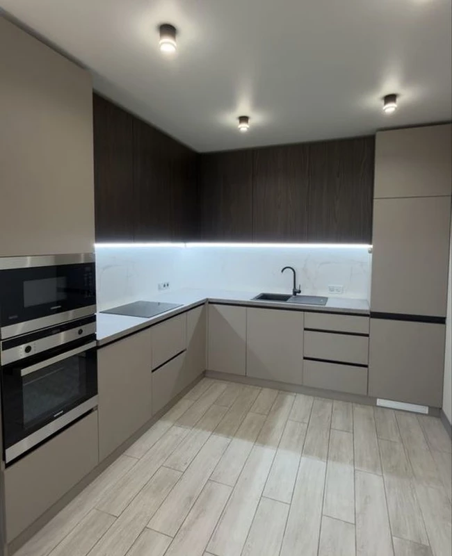 Квартира 3-кімн. продаж Дніпро, Индустриальный р-н – 30 м², Днепр — 3/15