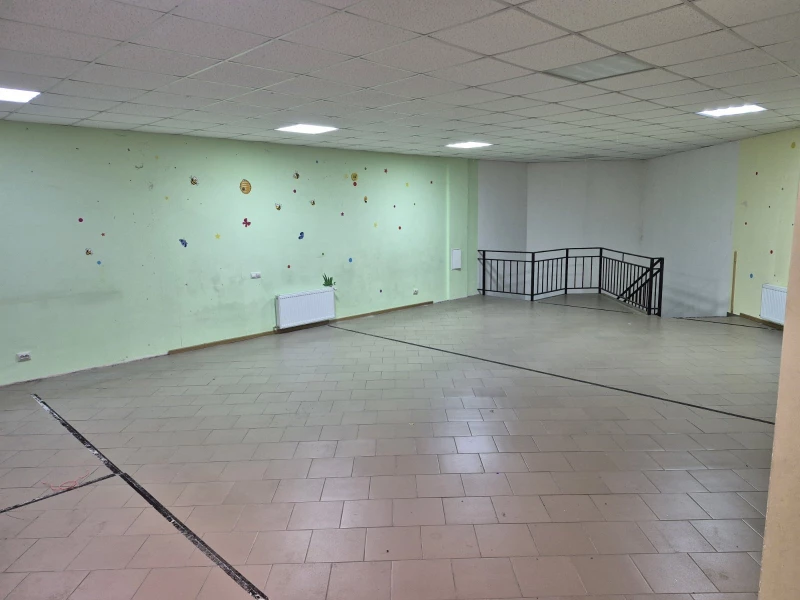 Комерційна нерухомість – 217.7 м², Кагарлик — 2/7