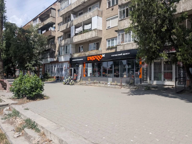 Комерційна нерухомість – 148.8 м²
