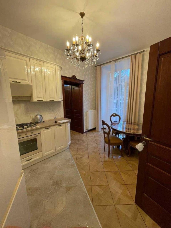 Квартира 2-кімн. оренда Львів, Галицкий – 40 м²