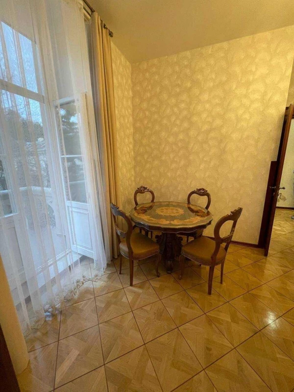 Квартира 2-кімн. оренда Львів, Галицкий – 40 м², Львов — 8/10