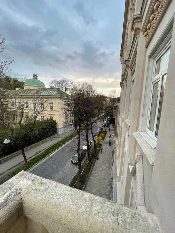 Квартира 2-кімн. оренда Львів, Галицкий – 40 м², Львов — 9/10
