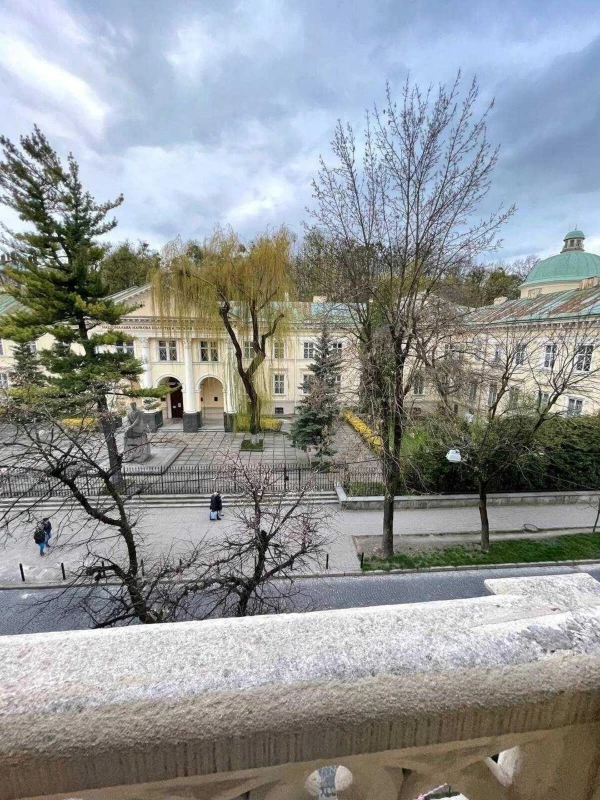 Квартира 2-кімн. оренда Львів, Галицкий – 40 м², Львов — 10/10