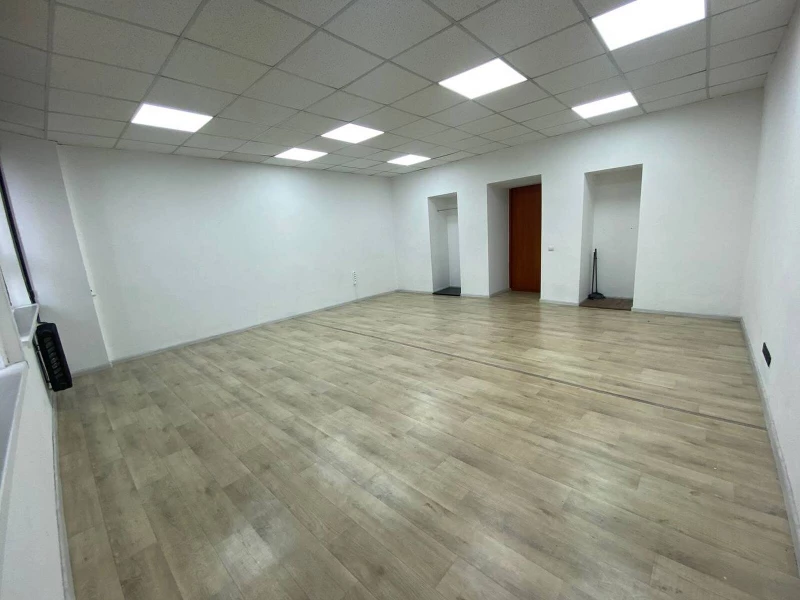 Комерційна нерухомість – 34.2 м², Київ — 2/5