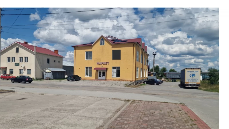 Комерційна нерухомість – 333 м²