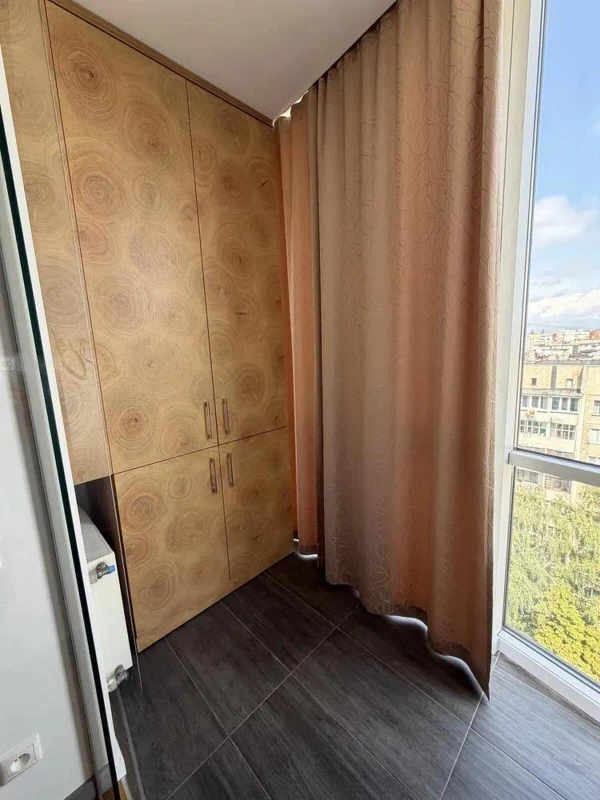 Квартира 2-кімн. продаж Львів, Франковский – 52 м², Львов — 8/14