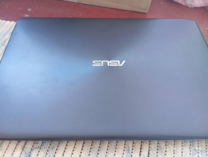 Продаю ноутбук ASUS x510u