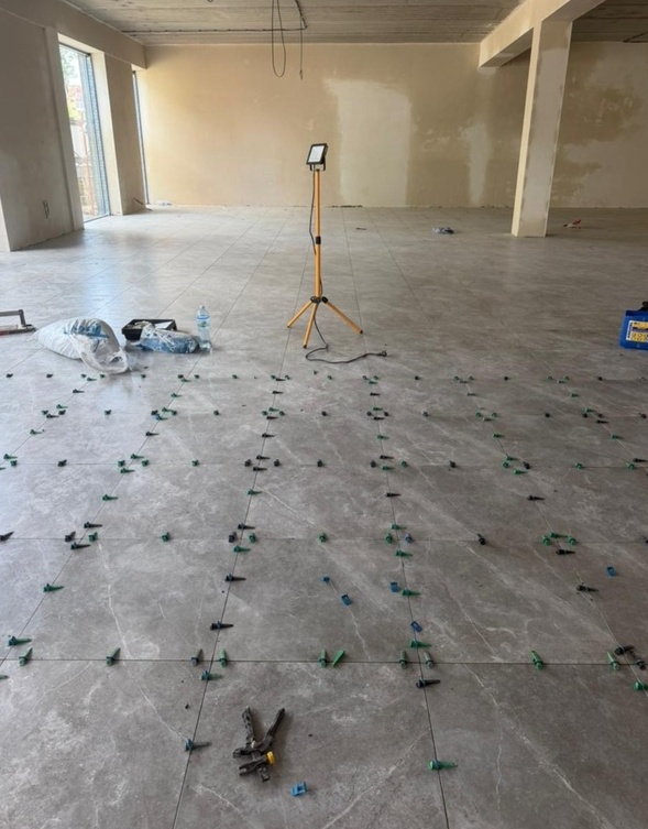 Комерційна нерухомість – 387 м², Ужгород — 7/8