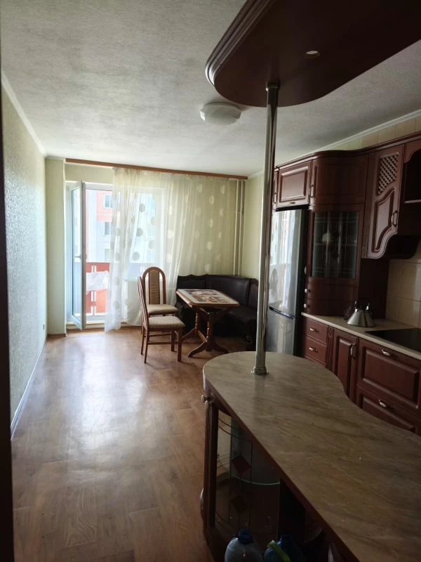 Квартира 2-кімн. оренда Харків, Салтівський – 80 м²