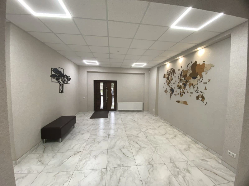 Комерційна нерухомість – 60.7 м², Березань — 6/8