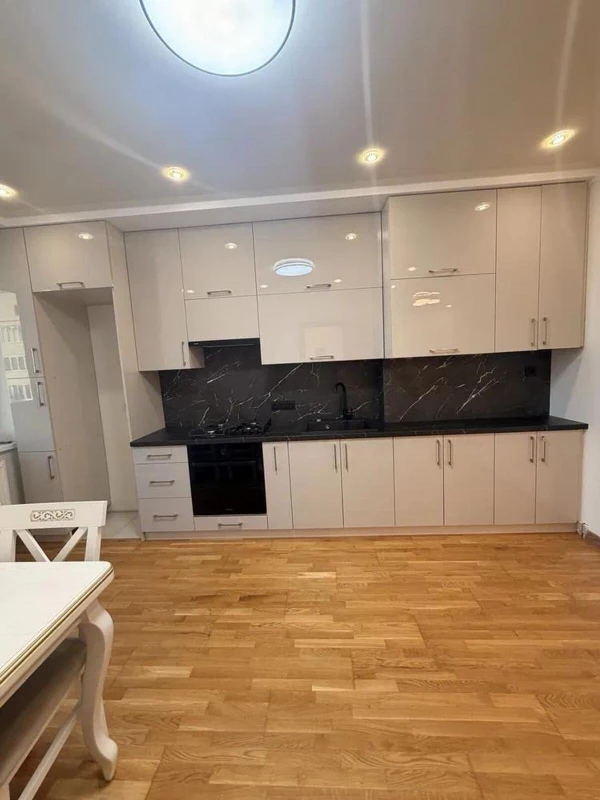 Квартира 1-кімн. продаж Львів, Сыховский – 36 м²