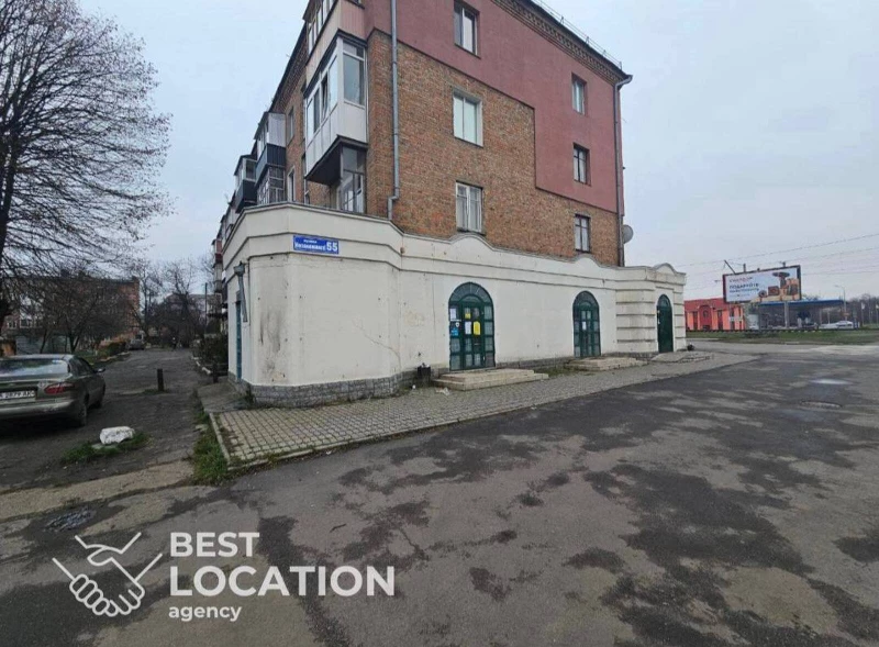 Комерційна нерухомість – 185.3 м²