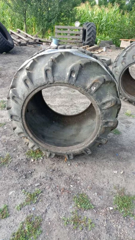 Арочні скати 1140/700-533 для газ 66 зіл 131  157 1140х700R25