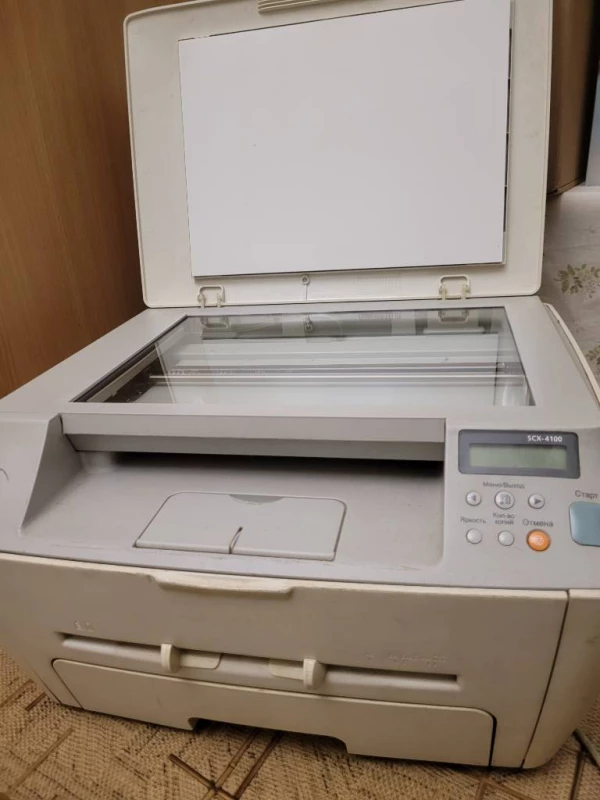 Продам багатофункціональний пристрій Samsung CCX-4100