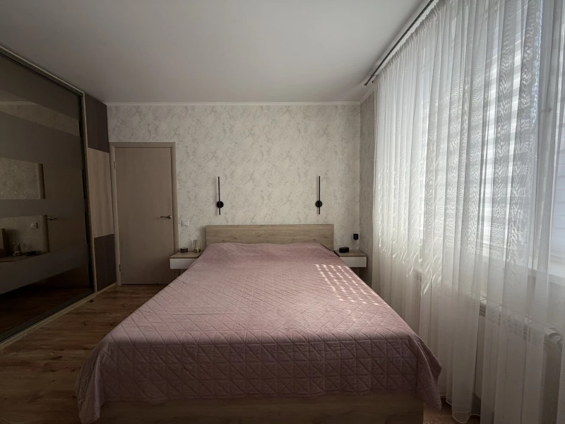 Квартира 2-кімн. продаж Авангард, Авангард – 50 м², Авангард — 10/15