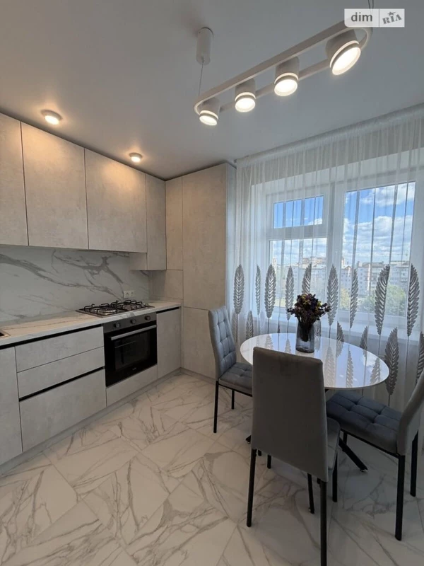 Квартира 2-кімн. продаж Хмельницький, Виставка – 61 м², Хмельницький — 3/12