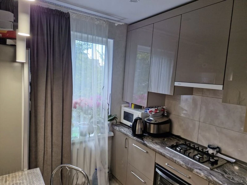 Квартира 2-кімн. продаж Житомир, Центр – 46 м², Житомир — 2/6
