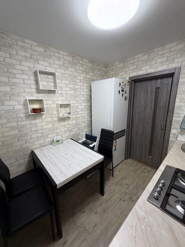 Квартира 2-кімн. продаж Софіївська Борщагівка – 37.2 м², Софиевская Борщаговка — 6/8