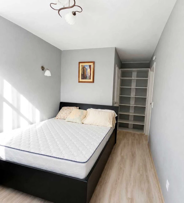 Квартира 3-кімн. продаж Київ, Печерский – 39 м², Київ — 7/15