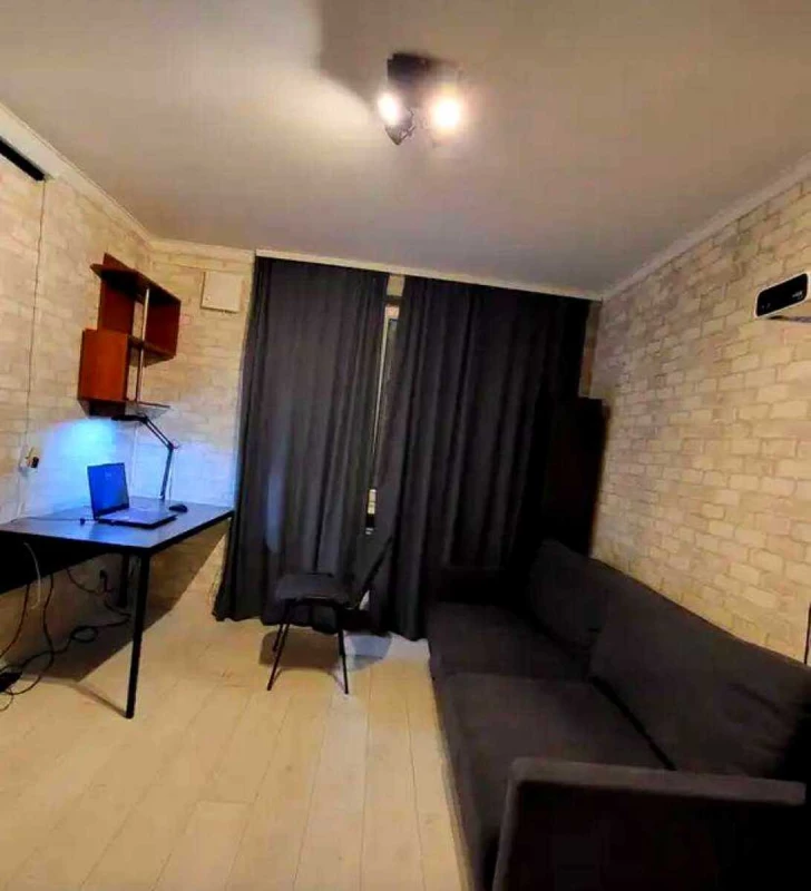 Квартира 3-кімн. продаж Київ, Печерский – 39 м², Київ — 9/15