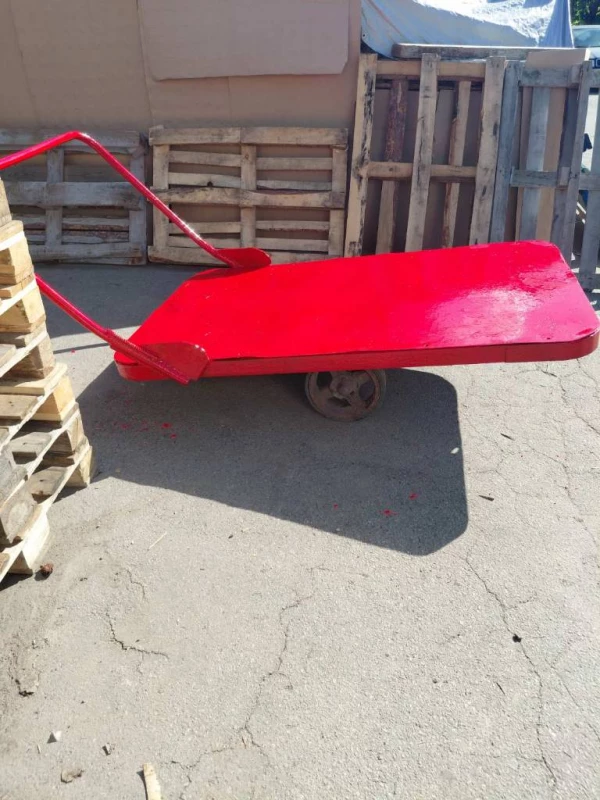 Продам б/у візок для переміщення вантажу