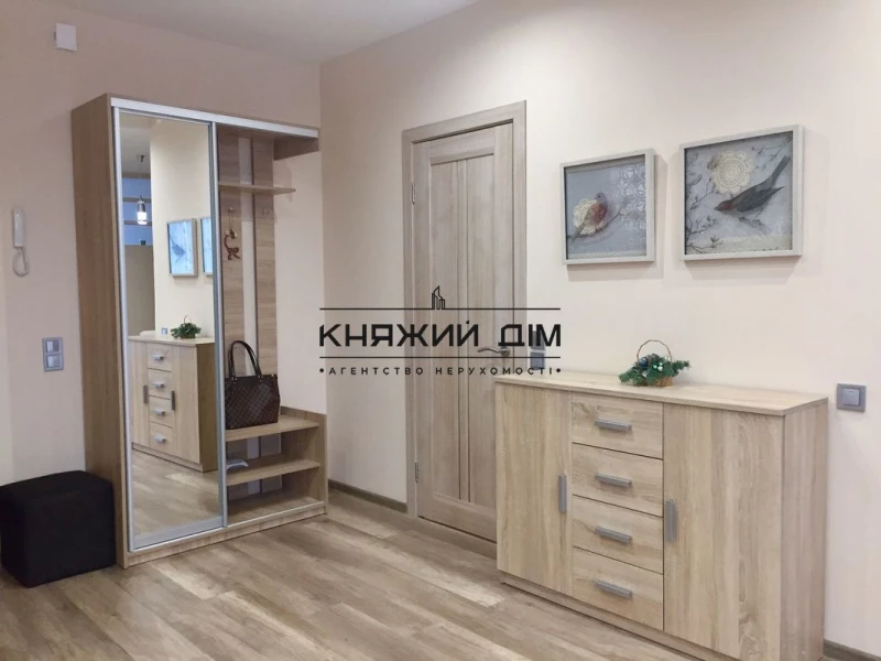 Квартира 2-кімн. оренда Київ, Оболонський р-н – 30 м²