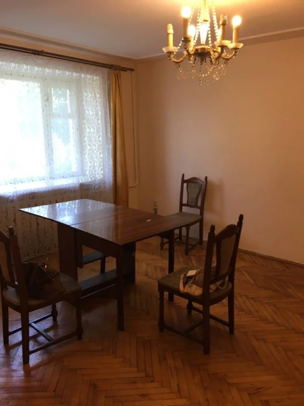 Продаж 3-х кімнатної квартири, місто Львів  в районі Стрийського парку, Львов — 4/10