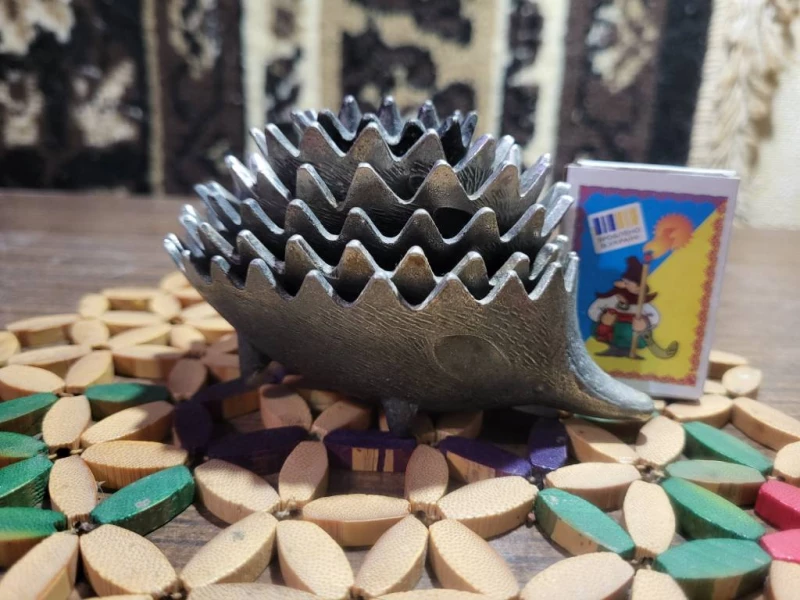 Винтажная пепельница Ёжик