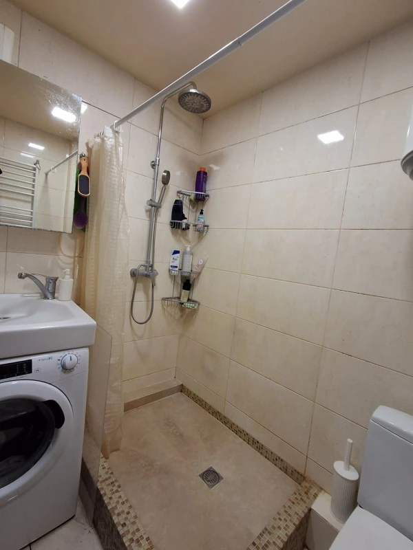 Квартира 3-кімн. продаж Дніпро, Индустриальный р-н – 44 м², Днепр — 11/13