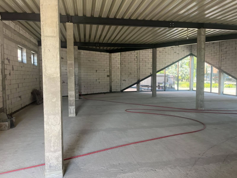 Комерційна нерухомість – 308.9 м², Шпола — 13/15