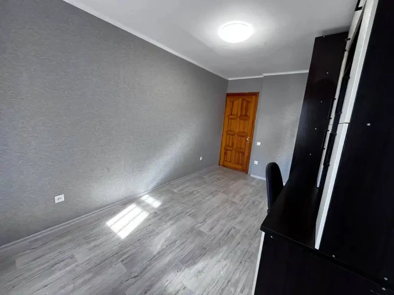 Квартира 3-кімн. продаж Дніпро, Индустриальный р-н – 40 м², Днепр — 6/15