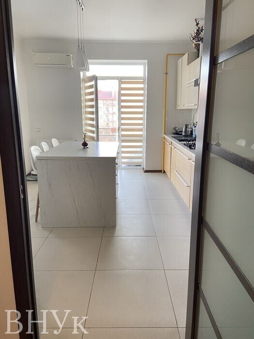 Квартира 3-кімн. продаж Ужгород – 40 м², Ужгород — 3/15
