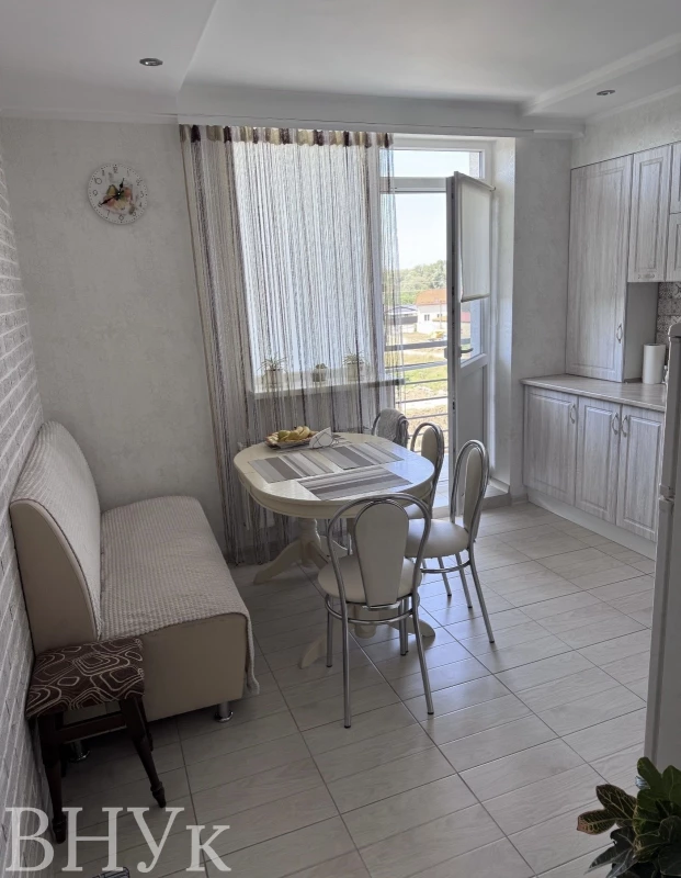 Квартира 2-кімн. продаж Ужгород, Новый – 32.4 м², Ужгород — 3/15