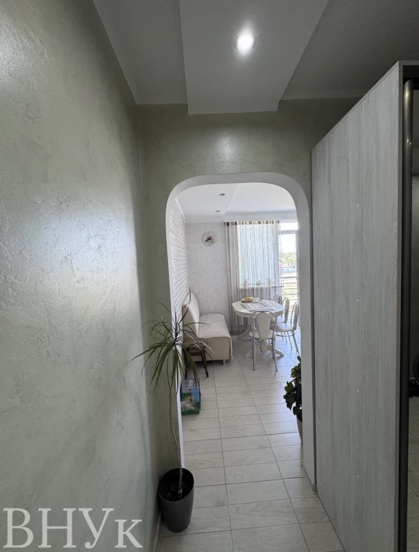 Квартира 2-кімн. продаж Ужгород, Новый – 32.4 м², Ужгород — 4/15