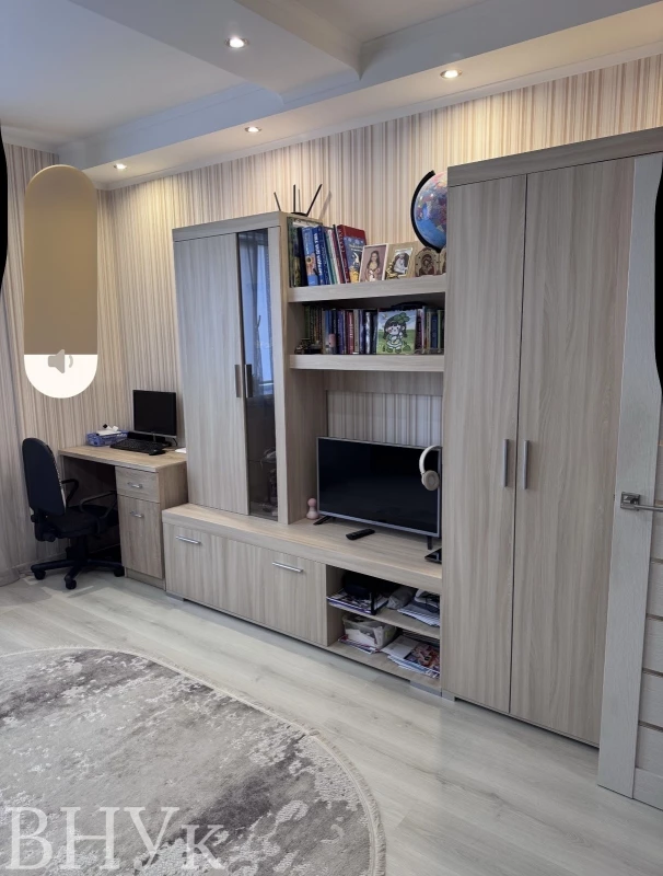 Квартира 2-кімн. продаж Ужгород, Новый – 32.4 м², Ужгород — 9/15