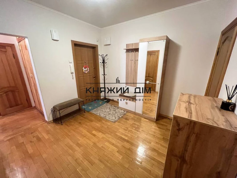 Квартира 3-кімн. оренда Київ, Дарницький р-н – 43 м², Київ — 8/15