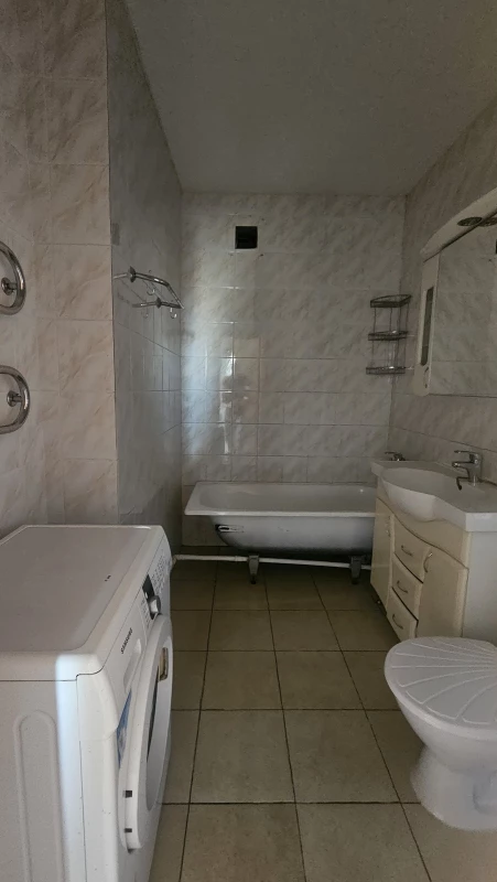 Квартира 1-кімн. оренда Авангард, Авангард – 42 м², Авангард — 6/7