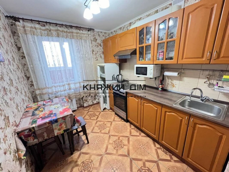 Квартира 2-кімн. оренда Київ, Дарницький р-н – 36 м², Киев — 12/15