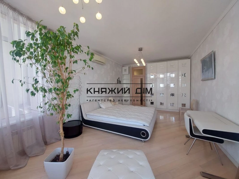 Квартира 3-кімн. оренда Київ, Шевченкiвський р-н – 100 м², Киев — 11/15
