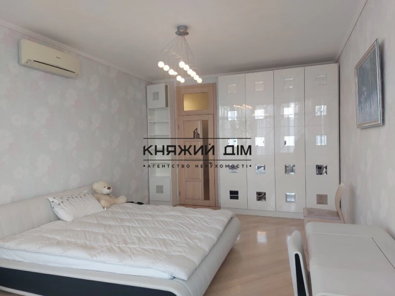 Квартира 3-кімн. оренда Київ, Шевченкiвський р-н – 100 м², Киев — 14/15