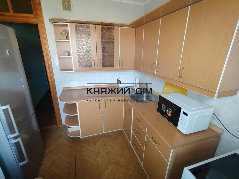 Квартира 1-кімн. оренда Київ, Шевченкiвський р-н – 18 м², Киев — 5/10