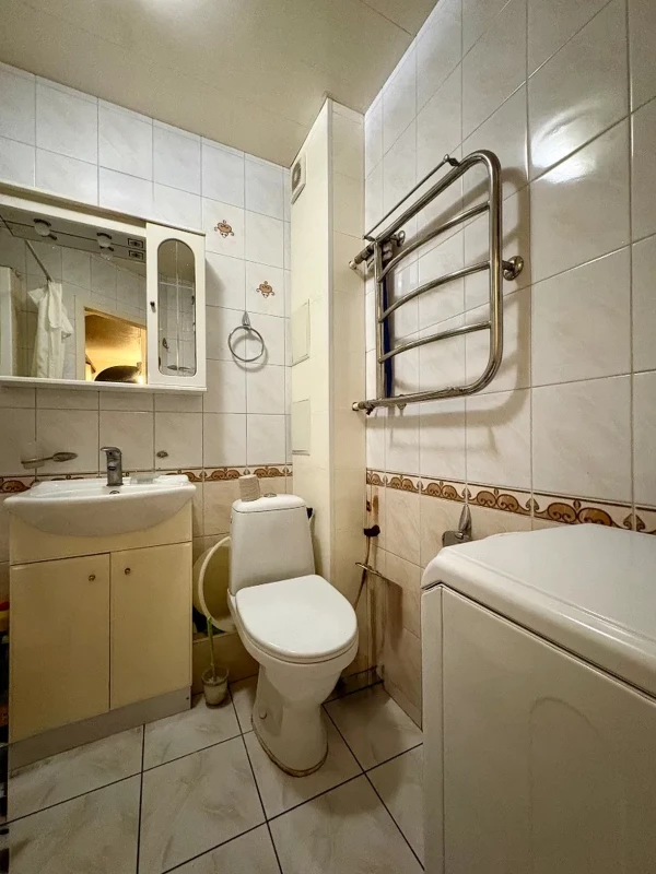 Квартира 3-кімн. продаж Дніпро, Индустриальный р-н – 42 м², Днепр — 11/14